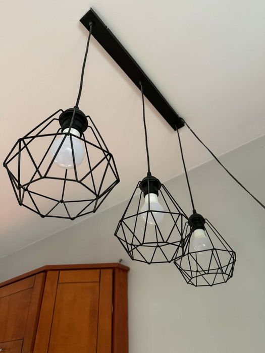Lampa wisząca na 3 żarówki