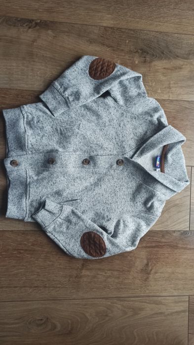 Elegancka komplet chłopięcy, koszula jeansy sweterek