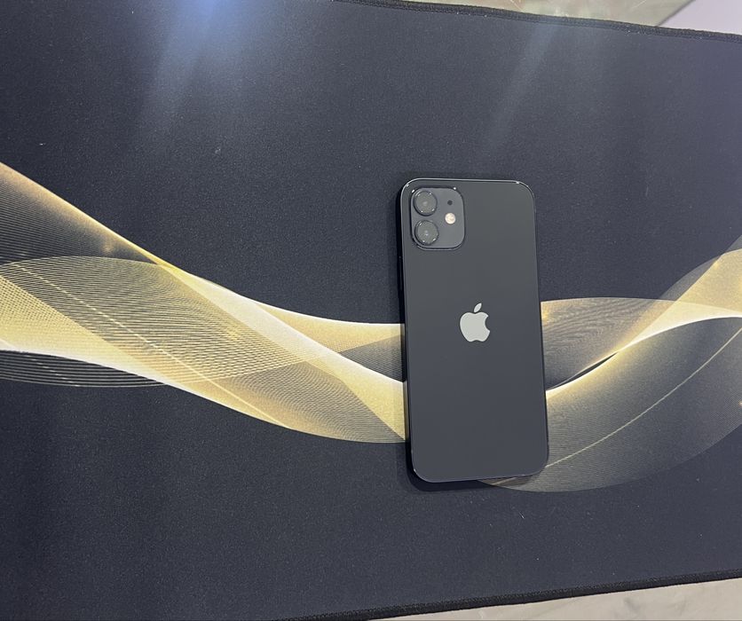 Iphone 12 64GB.