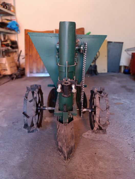 Картоплесаджалка