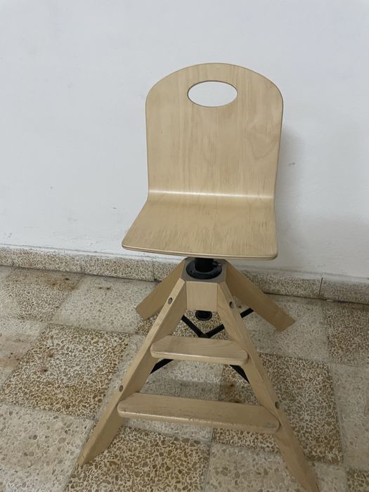 Cadeira junior de madeira ikea
