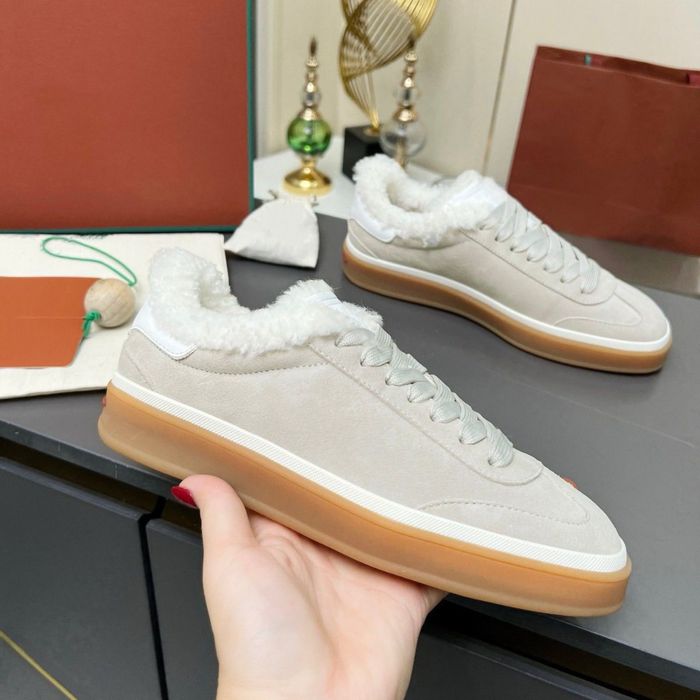 Взуття чоловіче на хутрі