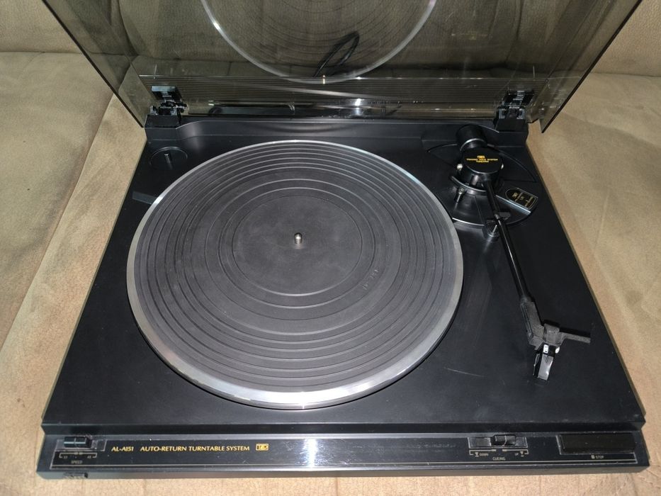 Проигрыватель винила jvc  AL-A151ВК