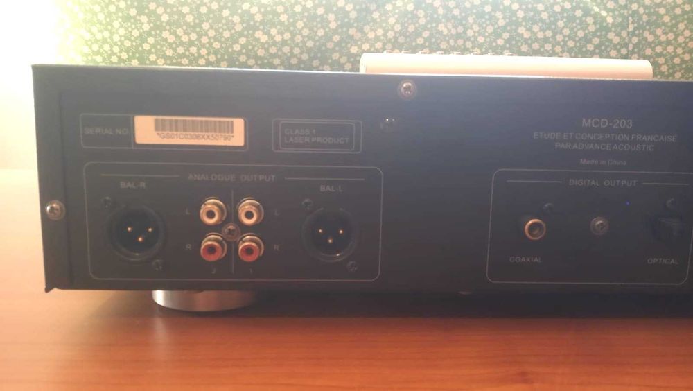 Leitor de CD Advance Acoustic MCD 203 (Avariado)