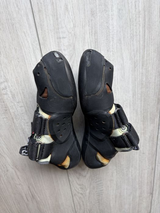 Buty wspinaczkowe Rock Pillars Ozone QC rozmiar 41 Używane