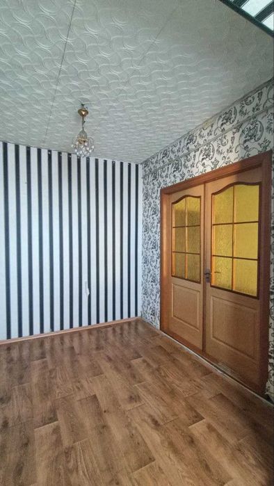 Продаж 3 кімнатної квартири КАРАЧУНИ