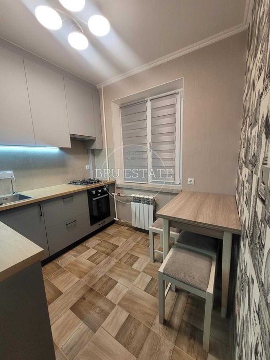 Продам 2к кв-ру з новим ремонтом Березняки, м. Лівобережна, 5 хв