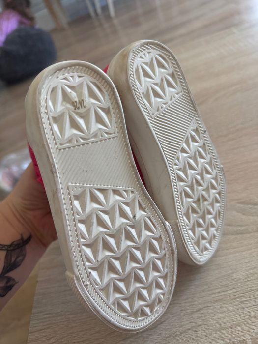 buty rozmiar 24 nowe