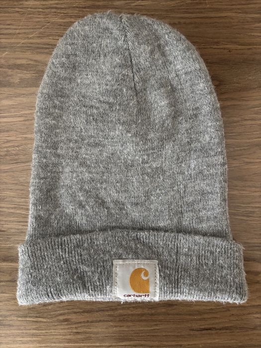 Сіра шапка Carhartt