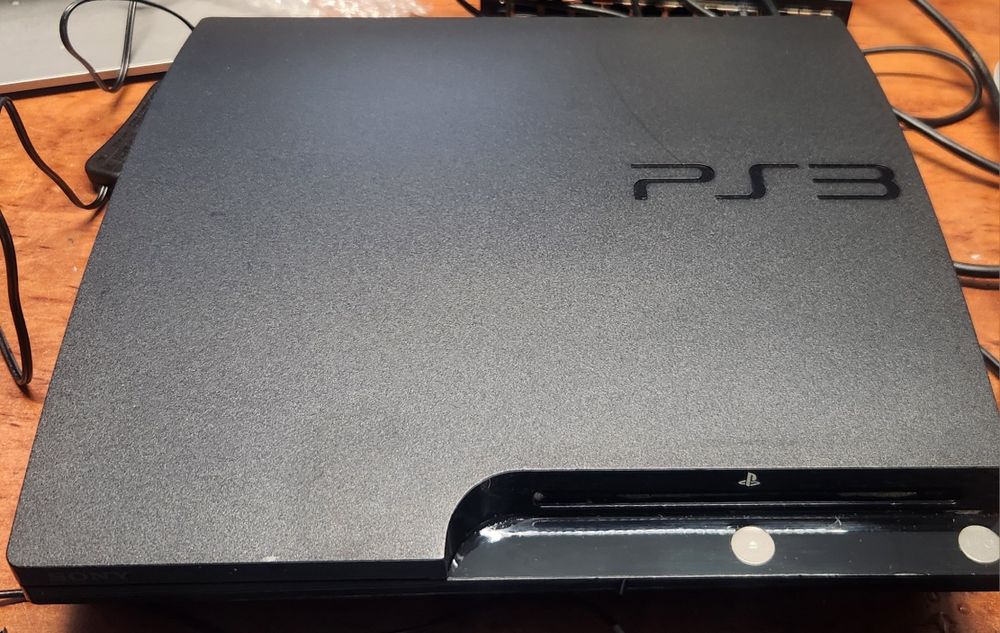 4Sony PlayStation 3 Slim 250GB | FABRYCZNE PLOMBY | PS Move Starter Pack | 2 Pady | Gry | GTA V