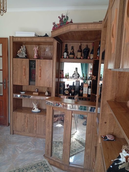 Bar, bom estado!