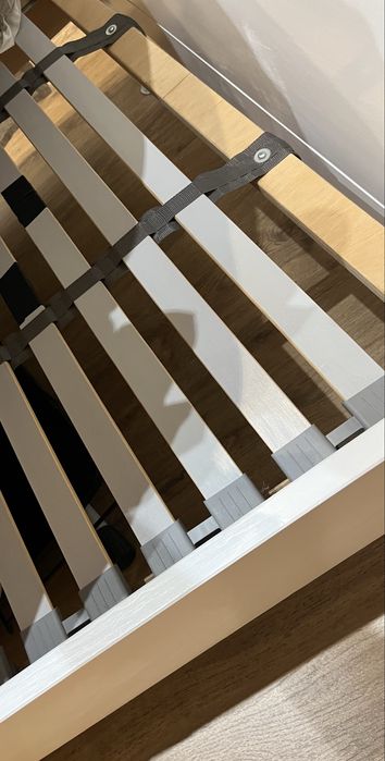 Cama solteiro Ikea