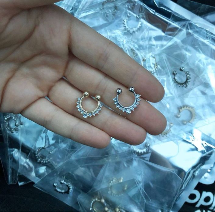 Септум, серіжка в ніс обманка