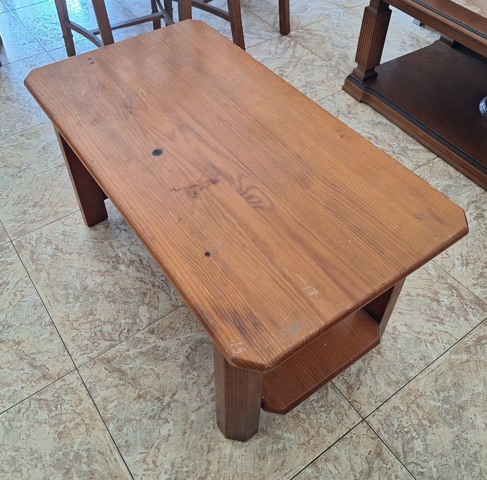 Mesa de centro em bom estado