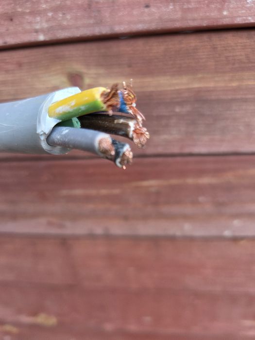 Kabel pięcio żyłowy