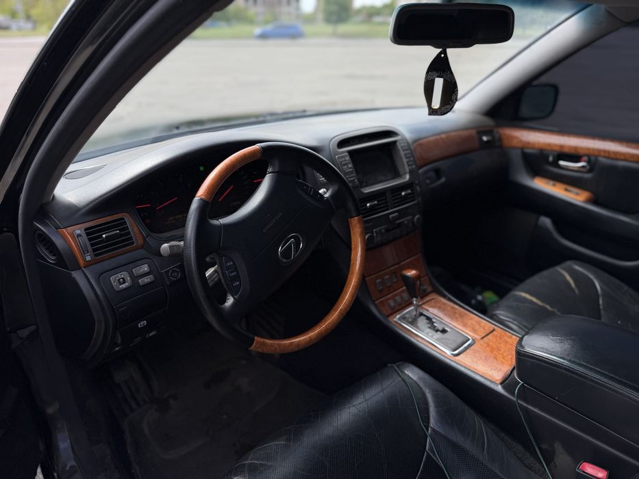 Lexus LS430 понторезка