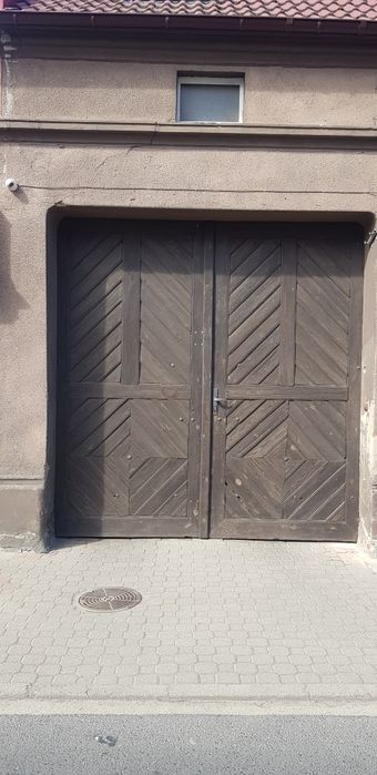 Brama wjazdowa lite drewno.