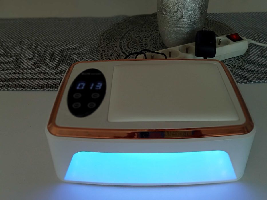 Lampa UV /LED do paznokci  90 sztuk  LEDÓW DIOD