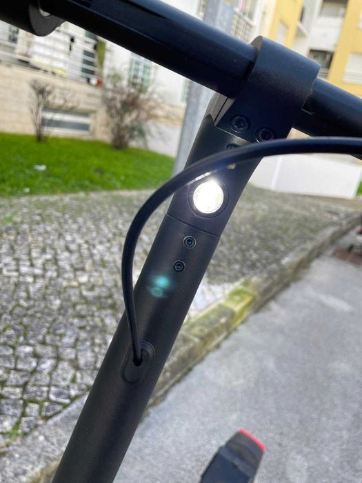 Trotinete Niubility N2 | Autonomia até 30 km | Velocidade 25 km/h