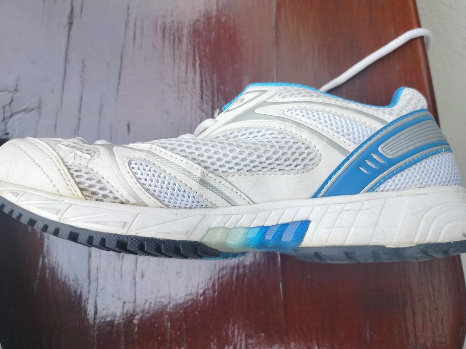 Buty sportowe r.39