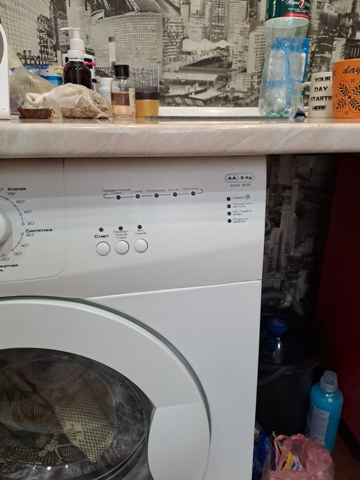 Пральна машинка 60/43 Whirlpool 5кг .44 квартал.Ціна 2600 грн