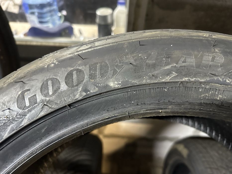 Нові шини 225/45/18 Good Year R18 комплект резина