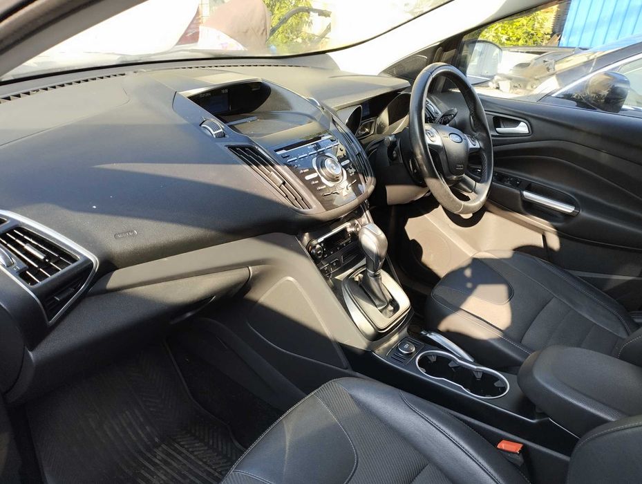 Сидения салон Ford Kuga Escape 2013 потолок