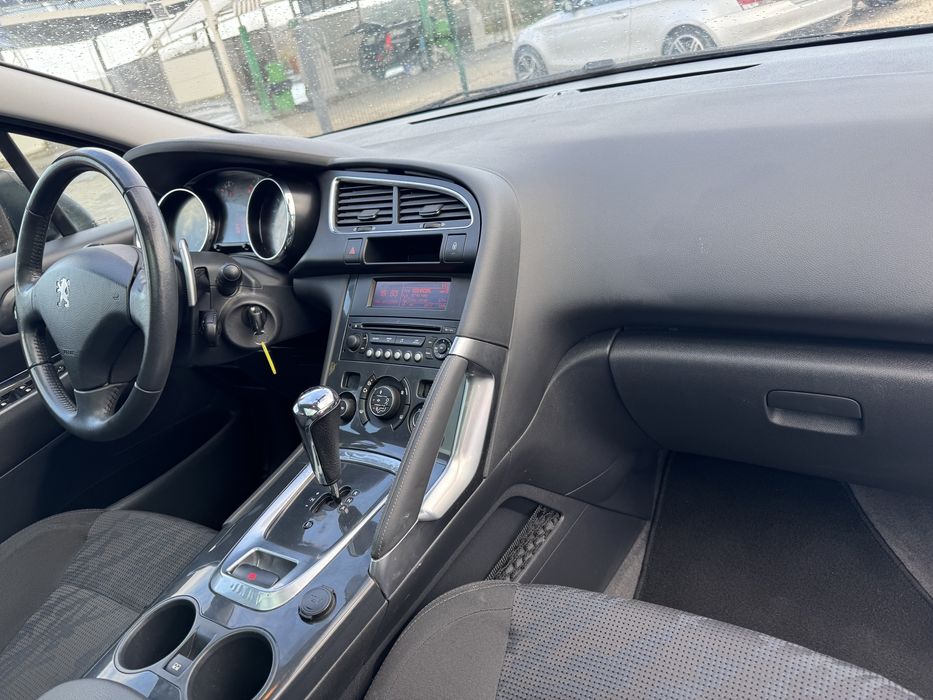 Peugeot 3008 1.6 HDi Sport Automático | Nacional | 110mil km