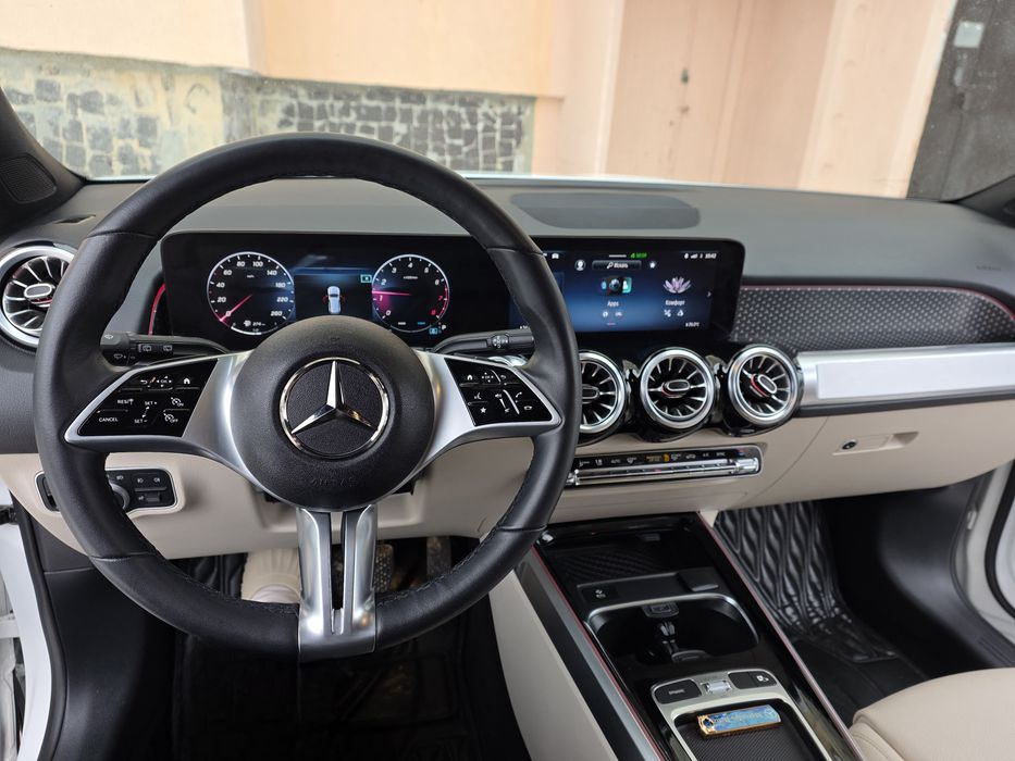 Продам стильний преміальний кросовер Mercedes-Benz  2025 год AMG пакет