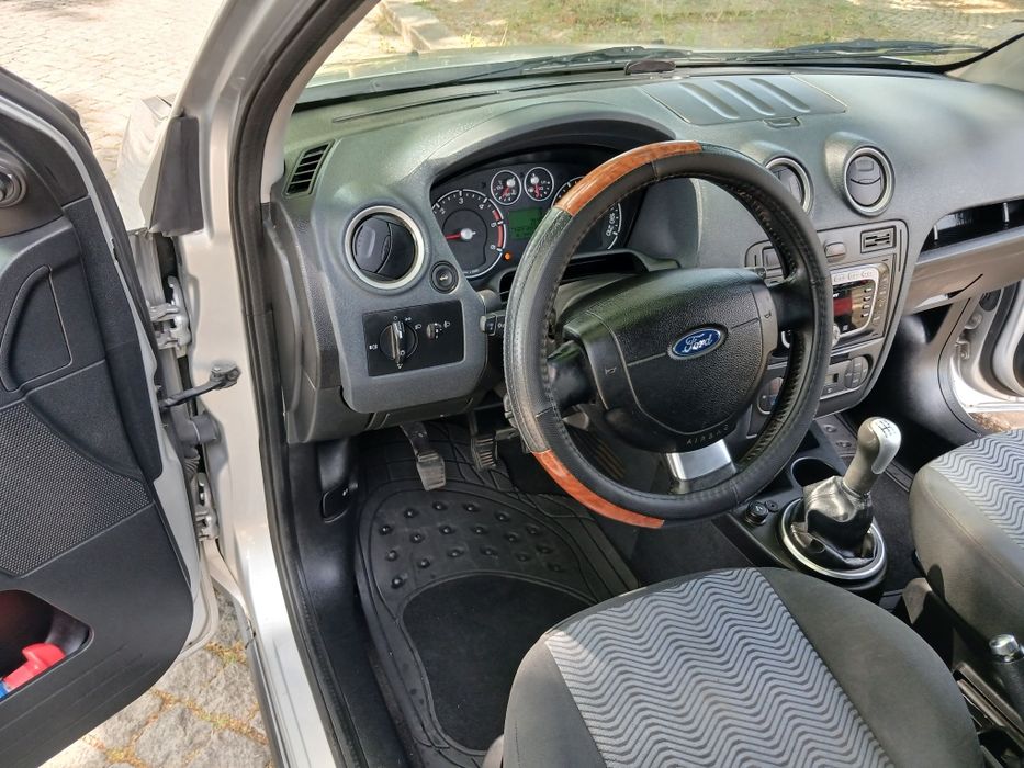 Carro Ford fuja mais 2009