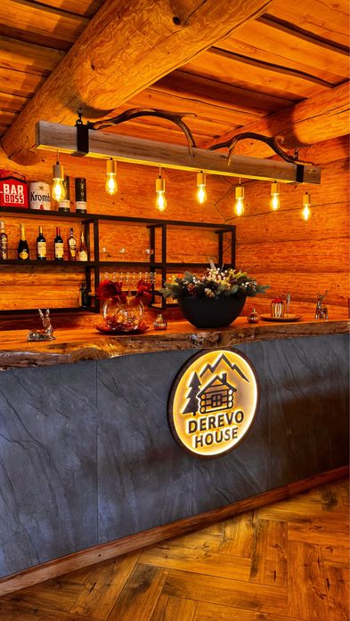 Котедж зі зрубу в Карпатах    12-17 осіб біля Буковеля