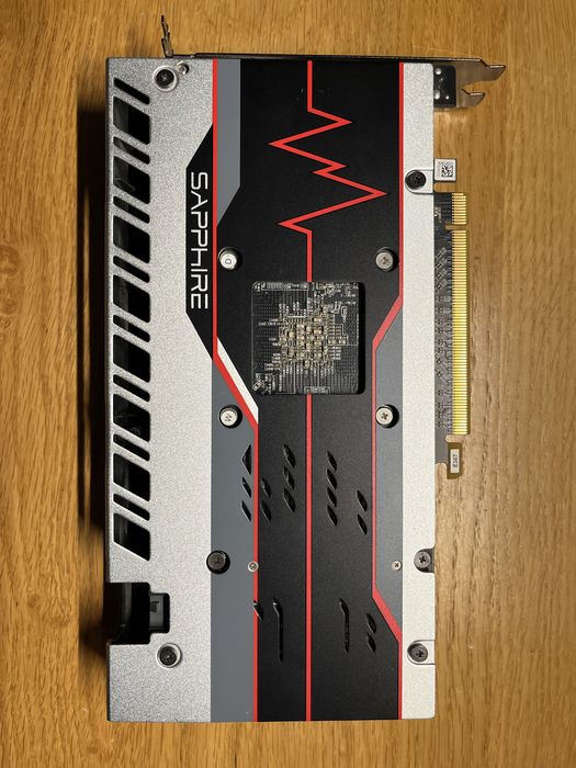 Karta graficzna / Radeon Saphire RX580 series 4GB
