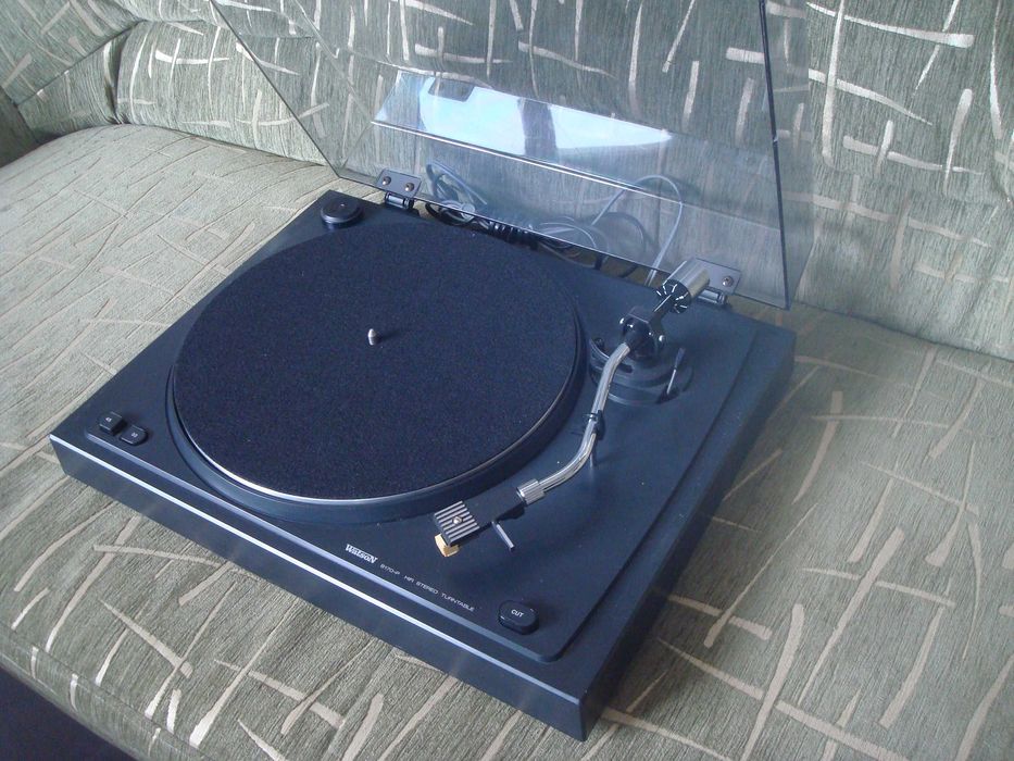 Продам проигрыватель пластинок