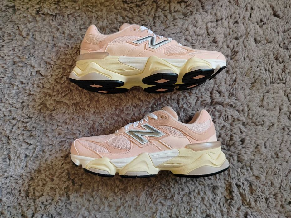 New Balance 9060 - Beige r. 40