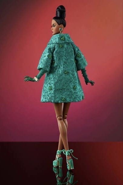 Интегрити Integtiry Toys Poppy Parker Turning Green