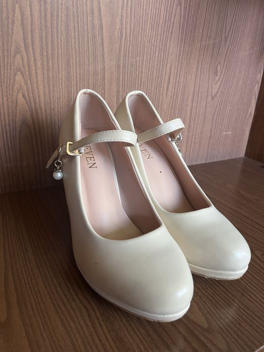 Туфлі 38 розмір