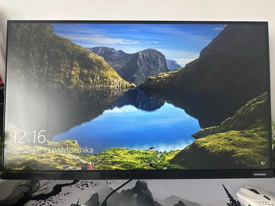 Komputer gamingowo/biurowy