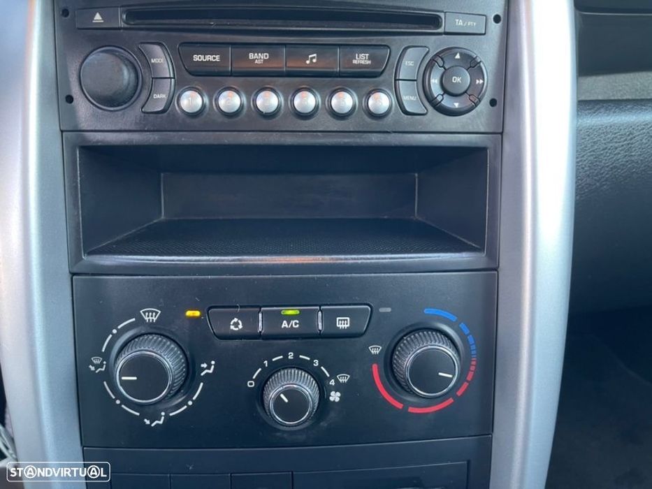 Peugeot 207 1.4 HDI 2011