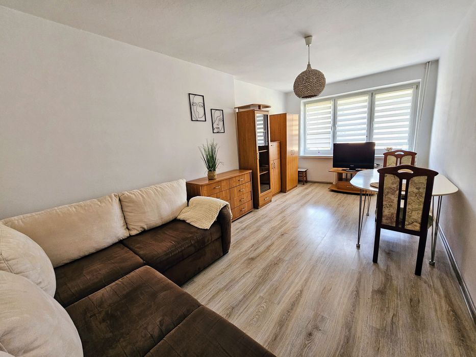 Nowe Miasto Wynajmę kawalerka 35m² ogrzewanie miejskie 3 piętro