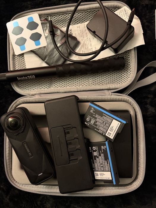 Insta 360 X5 + Motorcycle Bundle64586215540994120