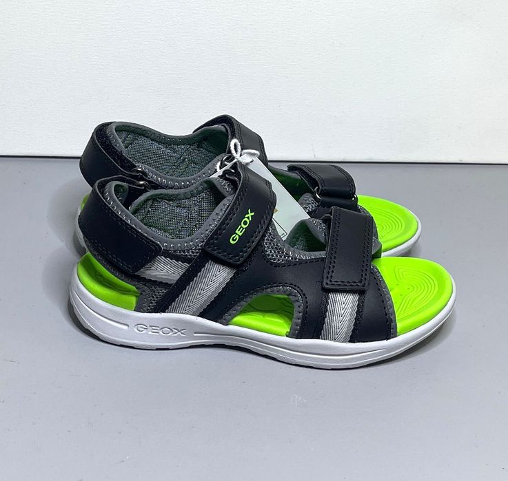 Нові сандалі Geox, 31,33,35
