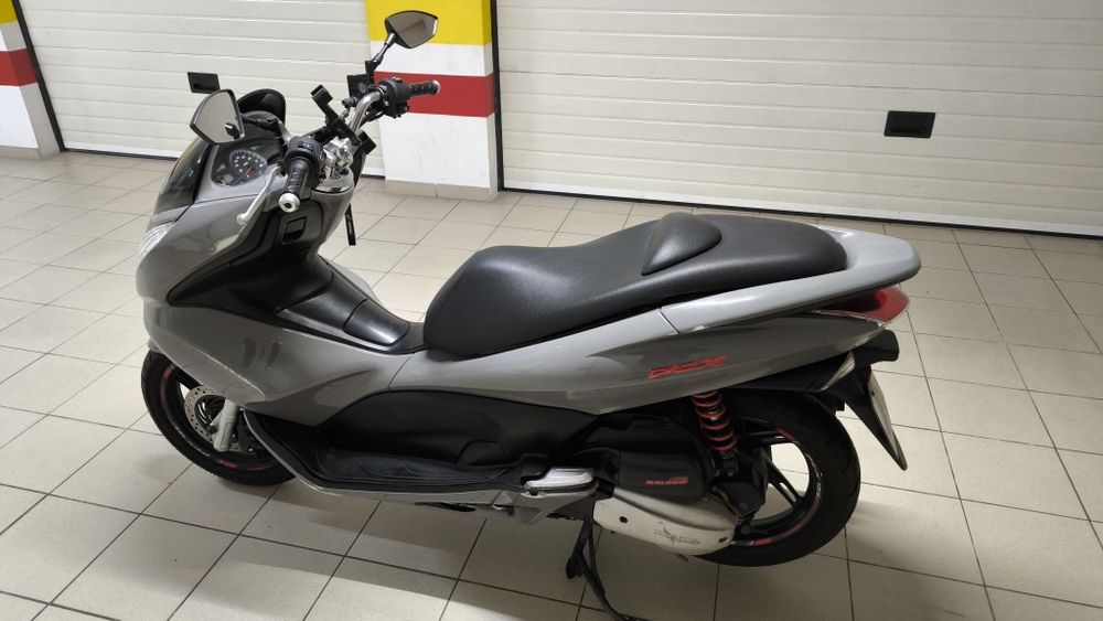 Honda PCX 125 Como Nova