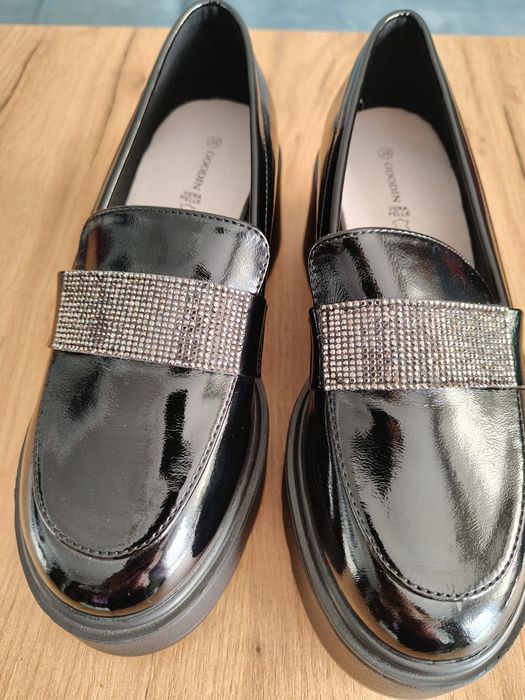 Buty /mokasyny/koturna czarne
