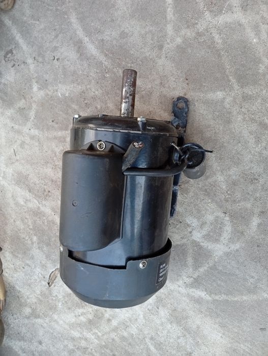 Продам мото редуктор прості мотори