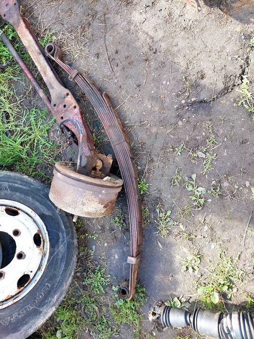 Mercedes 813 808 przyczepka 608 814 oś przednia przyczepa