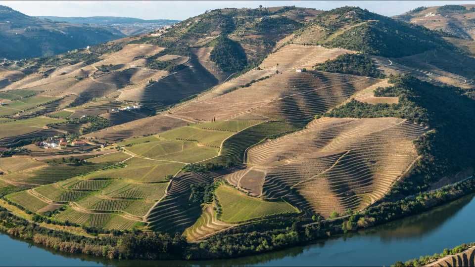 Livro "DOURO Rio de Património" ("Douro Heritage River") -> NOVO