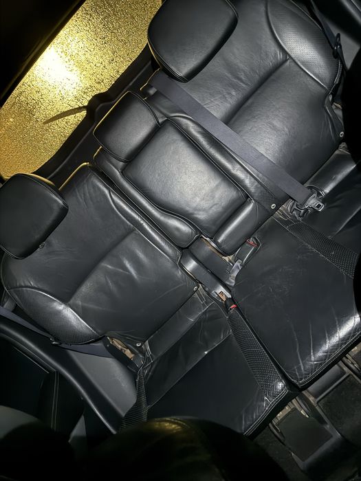 Продам автомобіль Mitsubishi Outlander XL