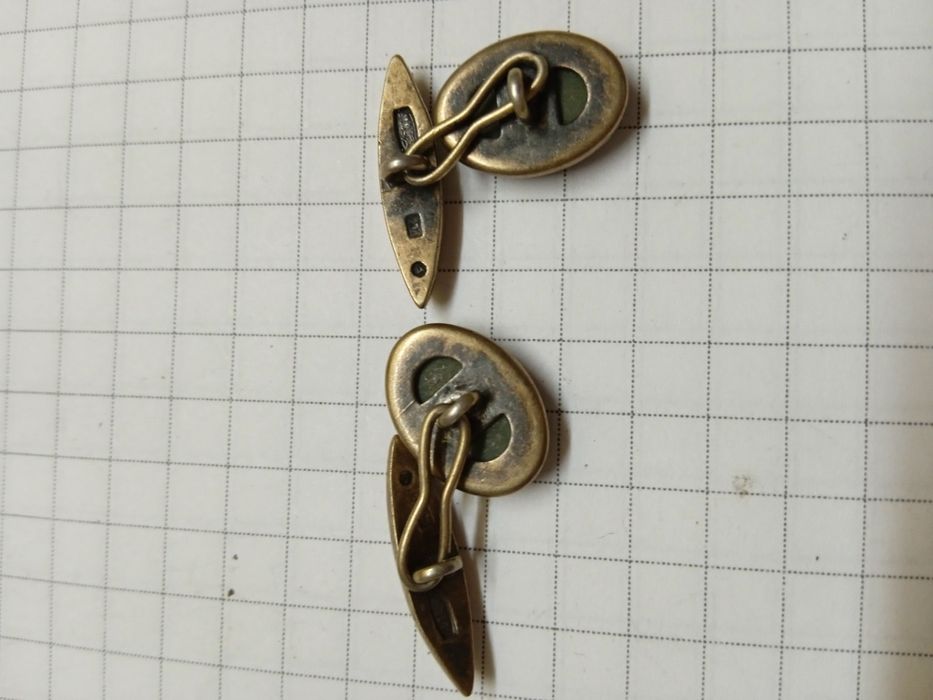 Серебряные запонки нефрит.Комплект мельх.эмаль,янтарь