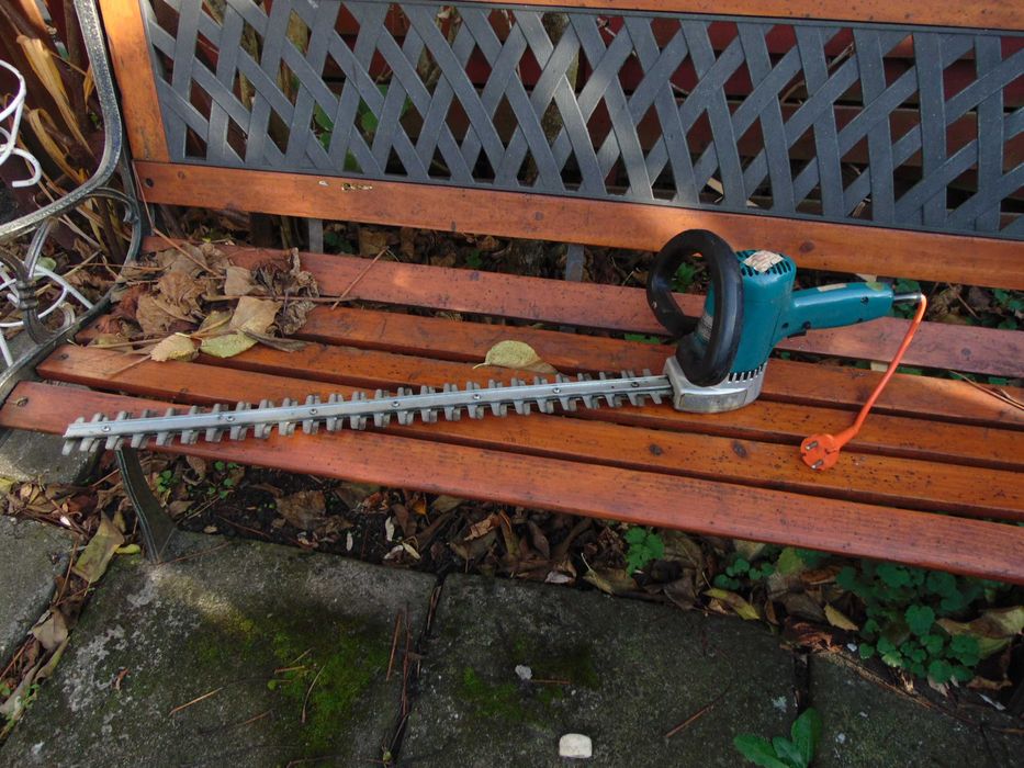 nożyce elektryczne BLACK & DECKER DNJ 455G