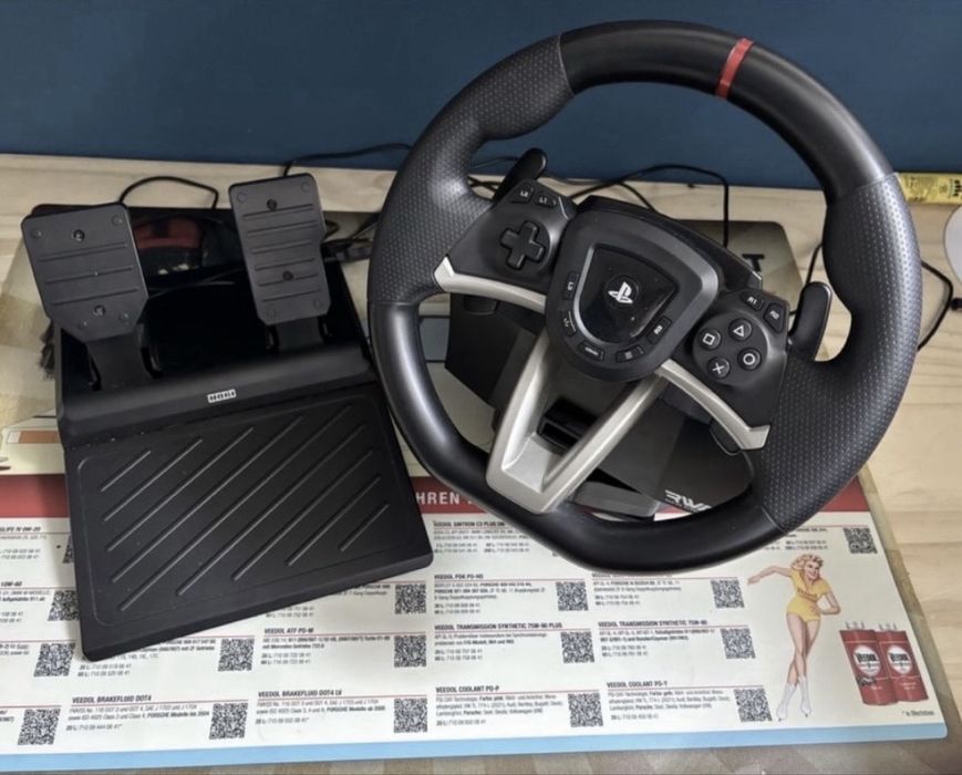 Volante Hori Apex PS4/PS5